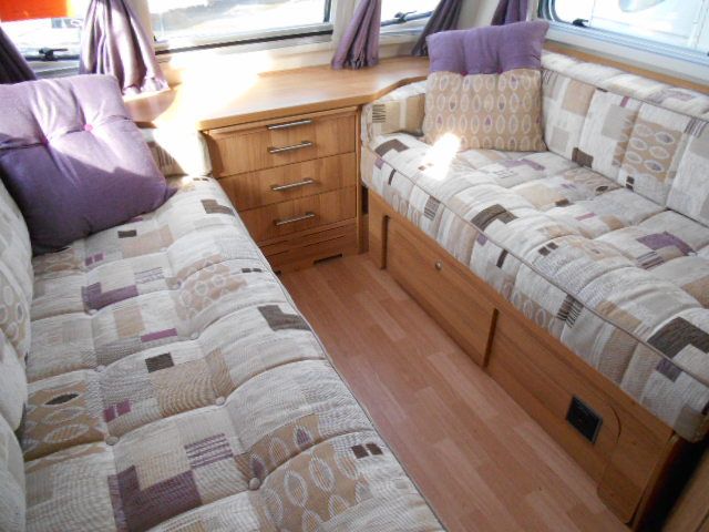 2013 Bailey Unicorn Valencia Ropers Leisure