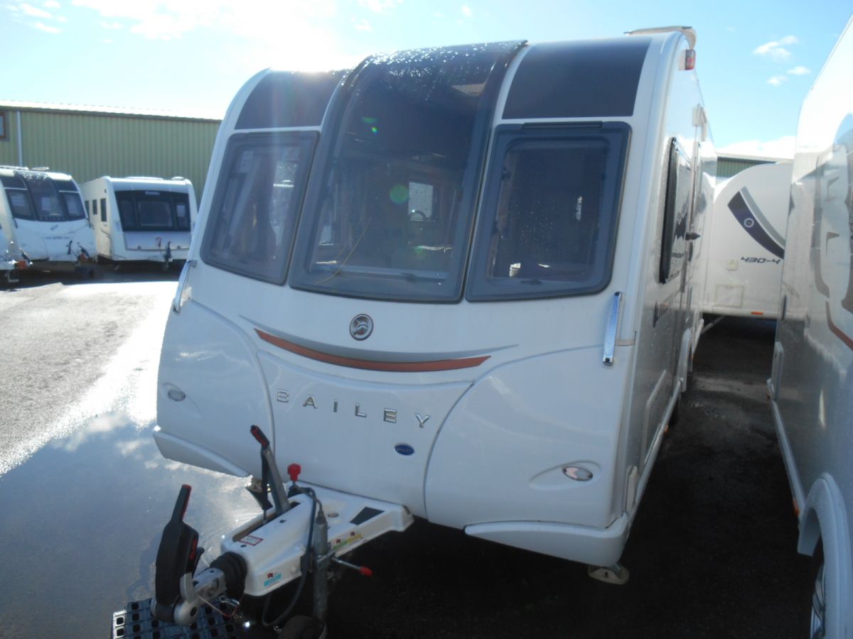 2015 Bailey Unicorn Valencia Ropers Leisure