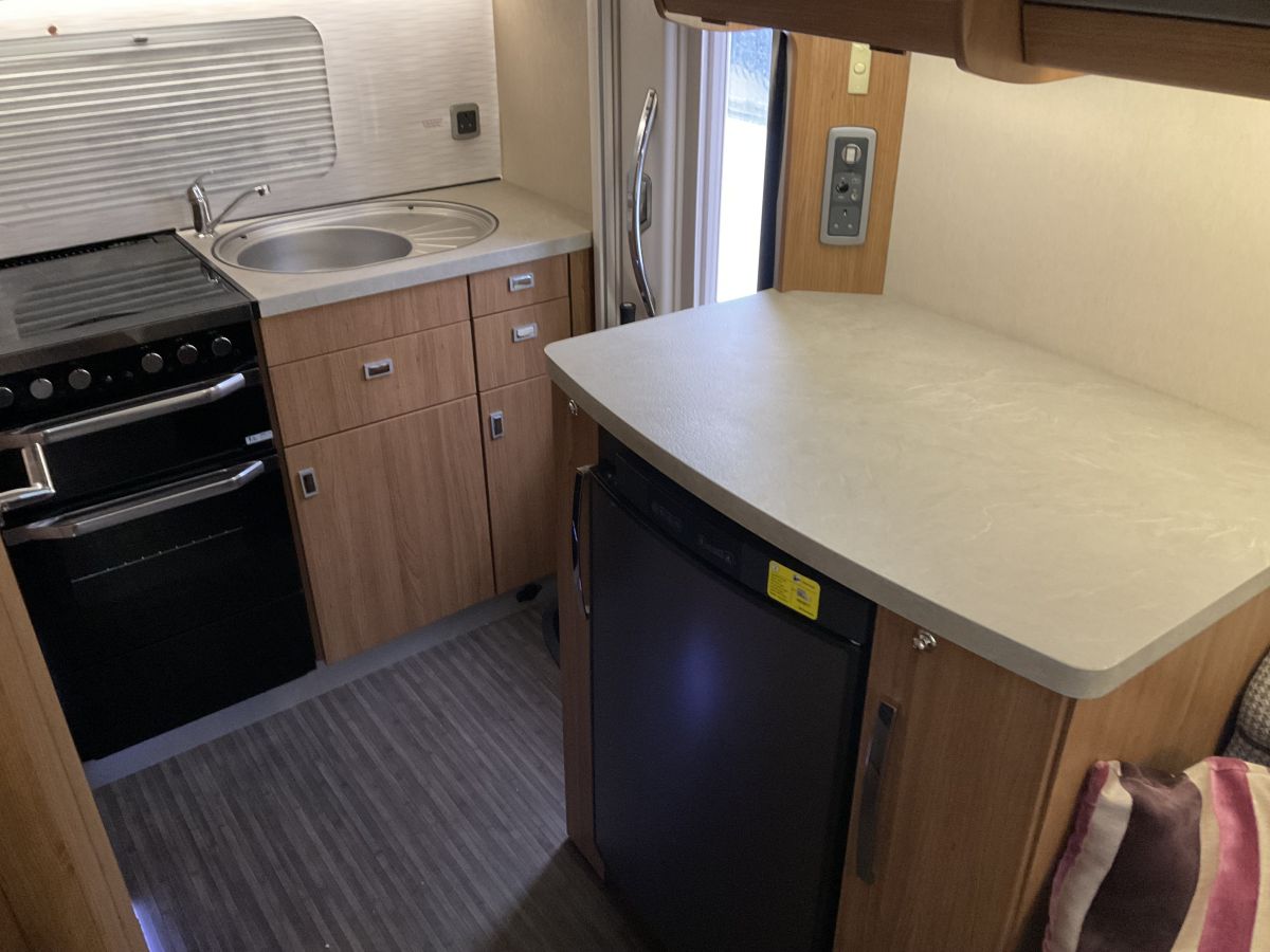 Used 2017 Auto Trail Tracker EKS motorhome just £44995 at Ropers of