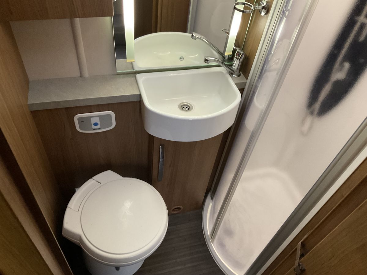 Used 2017 Auto Trail Tracker EKS motorhome just £44995 at Ropers of
