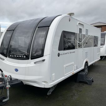 Product image for EX DISPLAY 2024 Bailey Alicanto Grande Lisbon