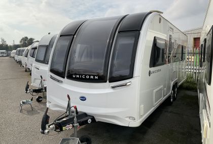 Product image for 2022 Bailey Unicorn V Pamplona