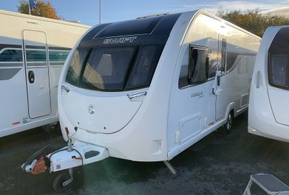 Product image for 2019 Swift Vogue 580