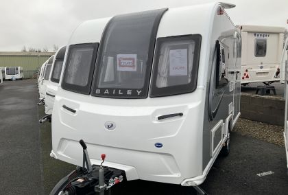 Product image for 2022 Bailey Phoenix 420 +
