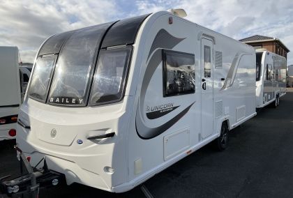 Product image for 2020 Bailey Unicorn Vigo Black Edition