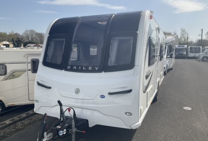 Product image for 2020 Bailey Unicorn Black Edition Valencia