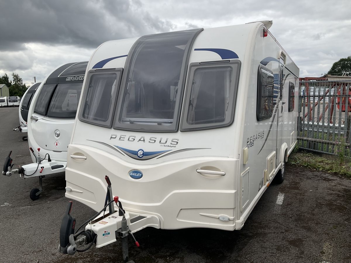 Bailey Pegasus GT65 Verona 2015 1