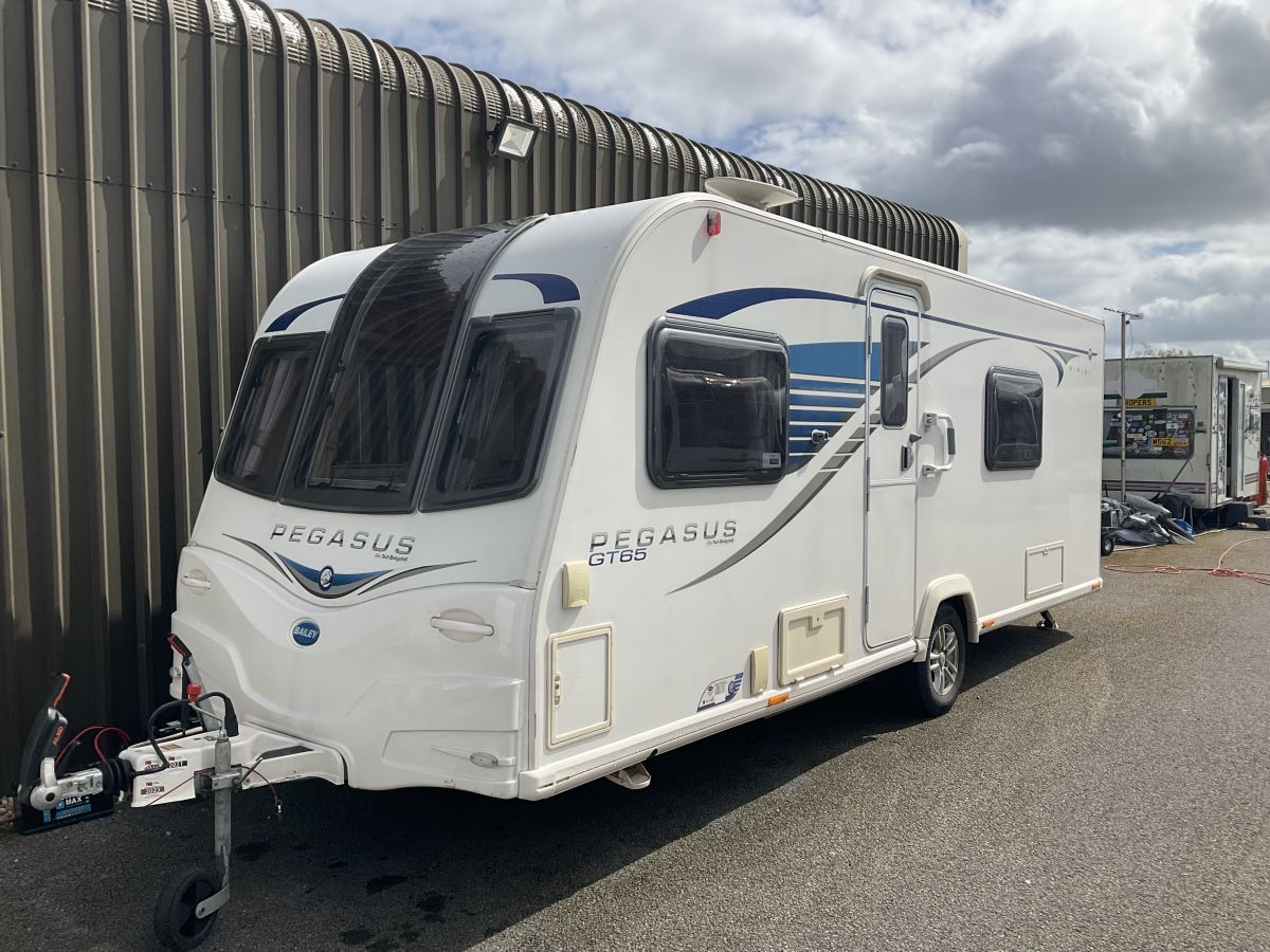 Bailey Pegasus Gt65 Rimini 2015 1