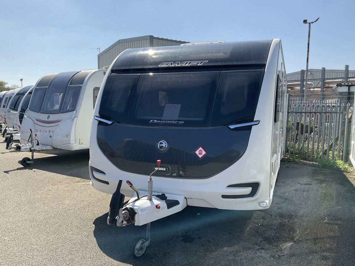 Swift Elegance Grande 645 2019 1