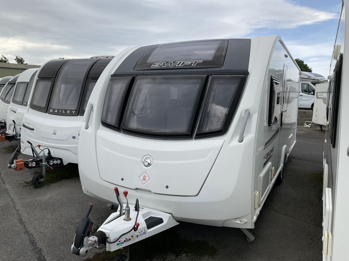 Swift Ace Diplomat 2017 1
