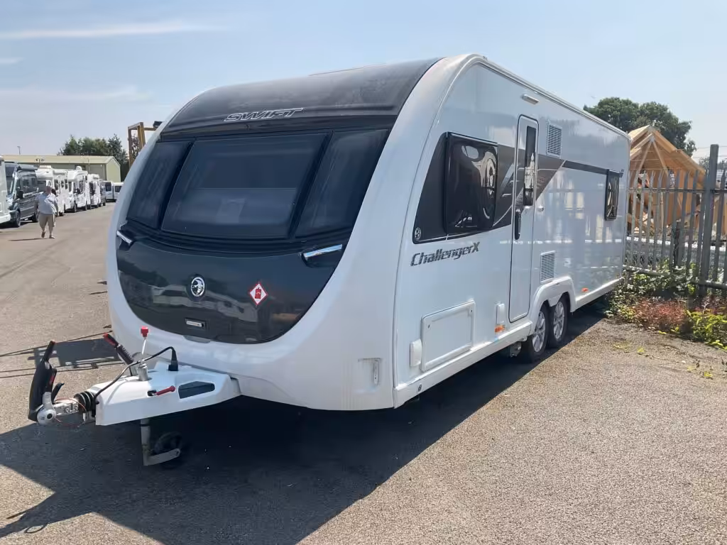 Used Swift Challenger X 835
